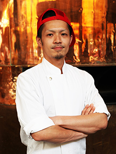 ��� �b��